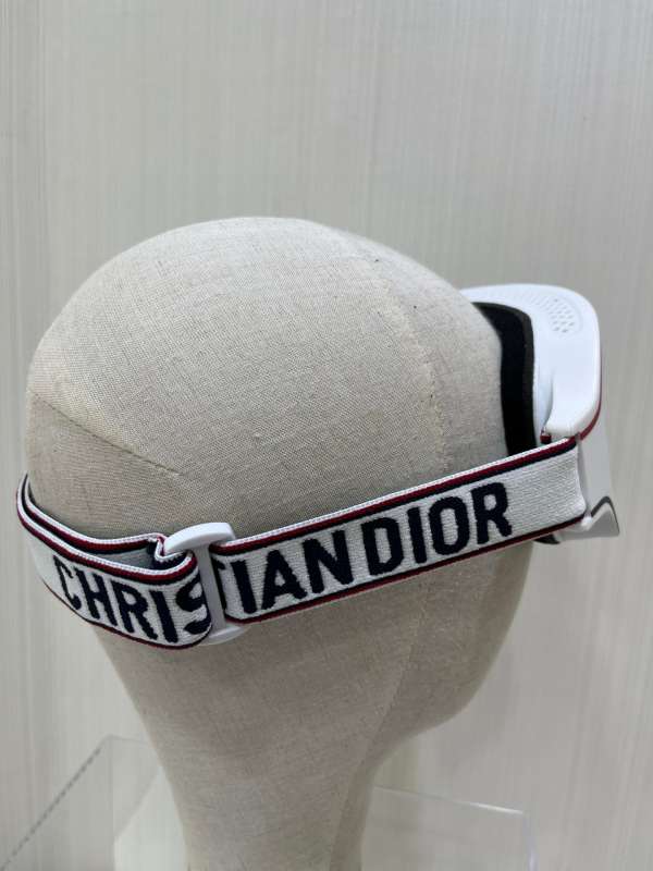 Picture of Dior Sunglasses _SKUfw56678967fw